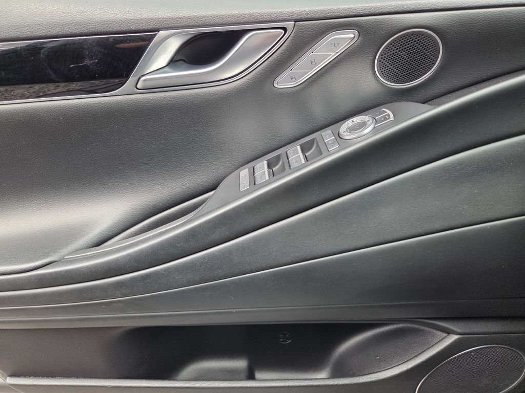 Used 2023 Genesis G80 2.5T AWD/4WD image 19