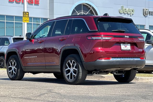 Certified 2024 Jeep Grand Cherokee Limited RWD image 5