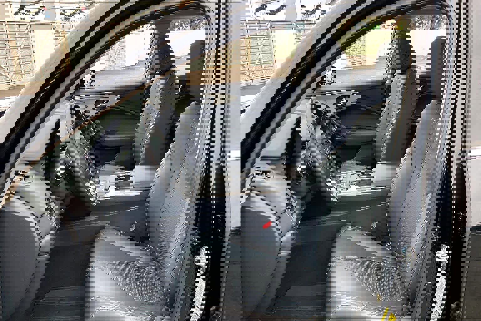 Used 2025 Acura TLX w/ Technology Package image 26