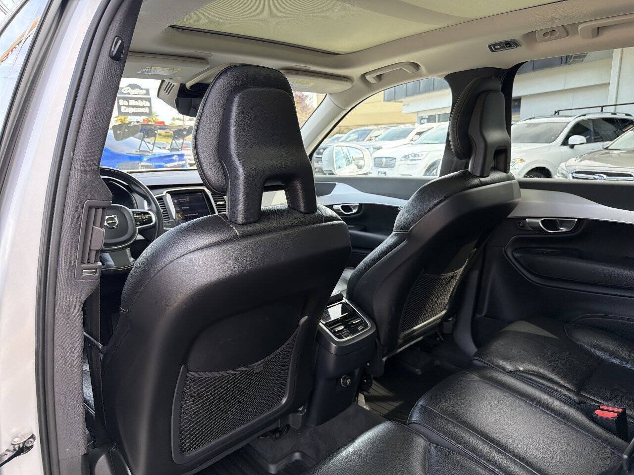 Used 2018 Volvo XC90 T5 Momentum w/ Convenience Package AWD/4WD image 25