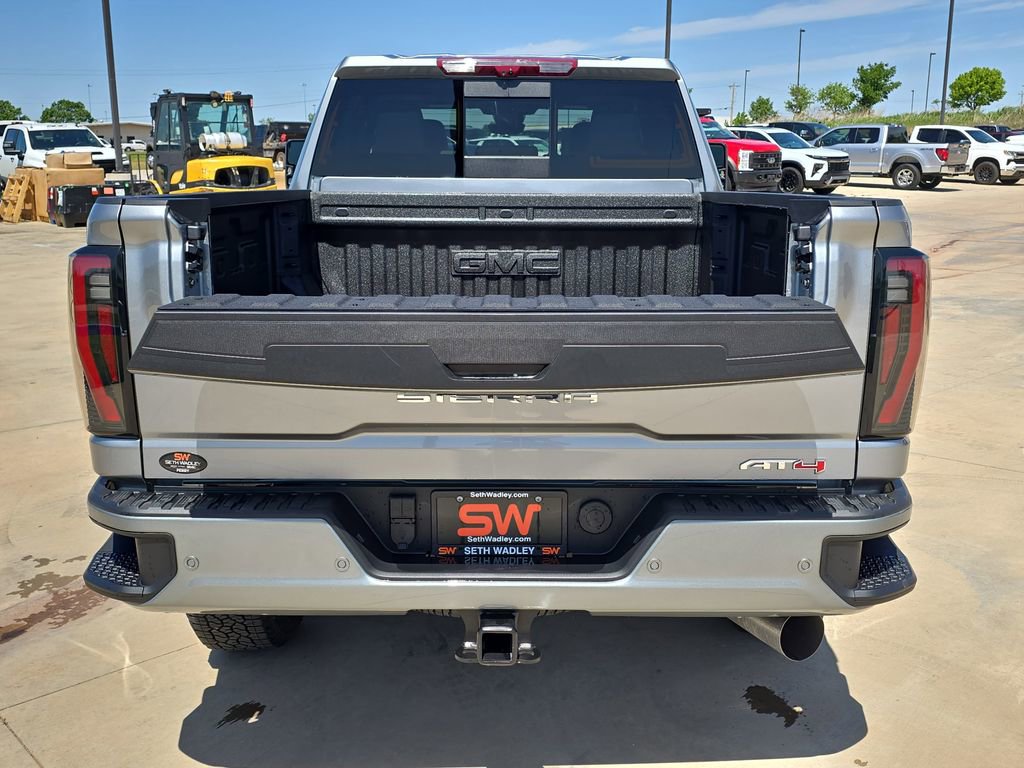 New 2026 GMC Sierra 2500 AT4 w/ AT4 Premium Plus Package AWD/4WD image 12