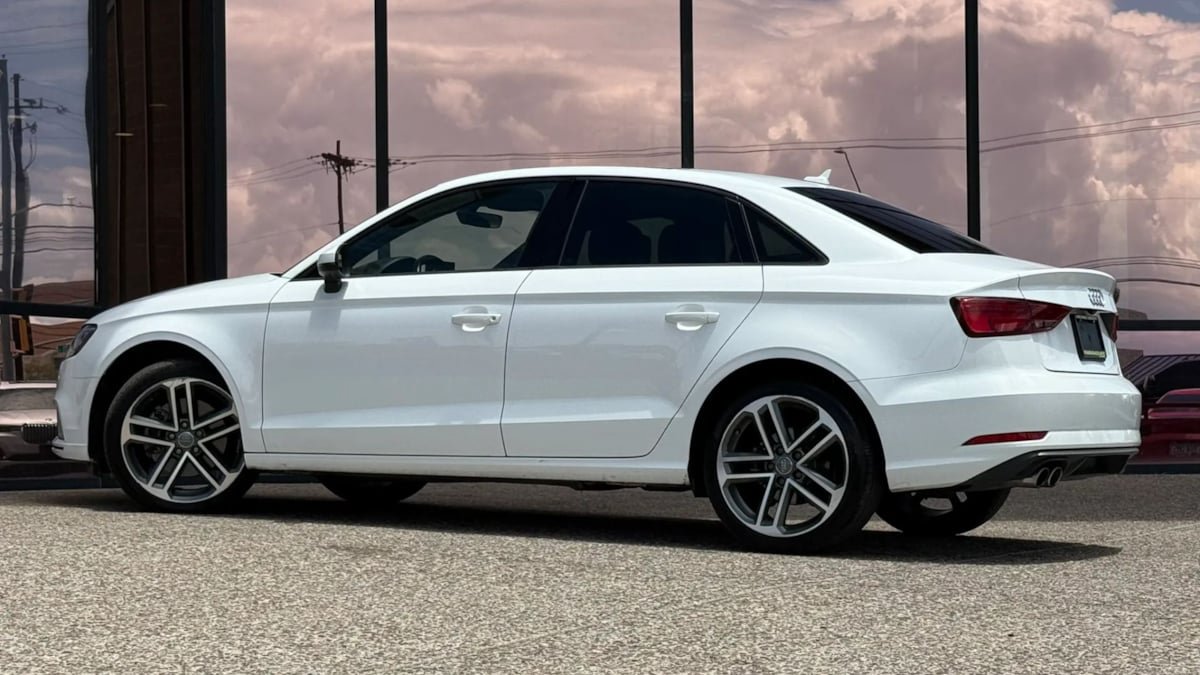 Used 2017 Audi A3 2.0T Premium w/ Convenience Package FWD image 6