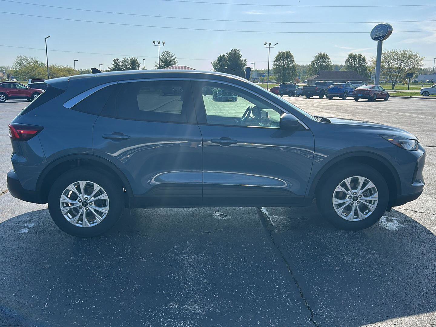 Used 2023 Ford Escape Active w/ Tech Pack #2 AWD/4WD image 12