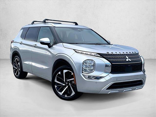 Used 2023 Mitsubishi Outlander SEL FWD image 12