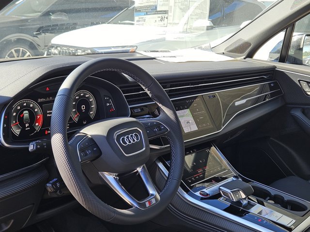 New 2026 Audi SQ7 Premium Plus AWD/4WD image 12