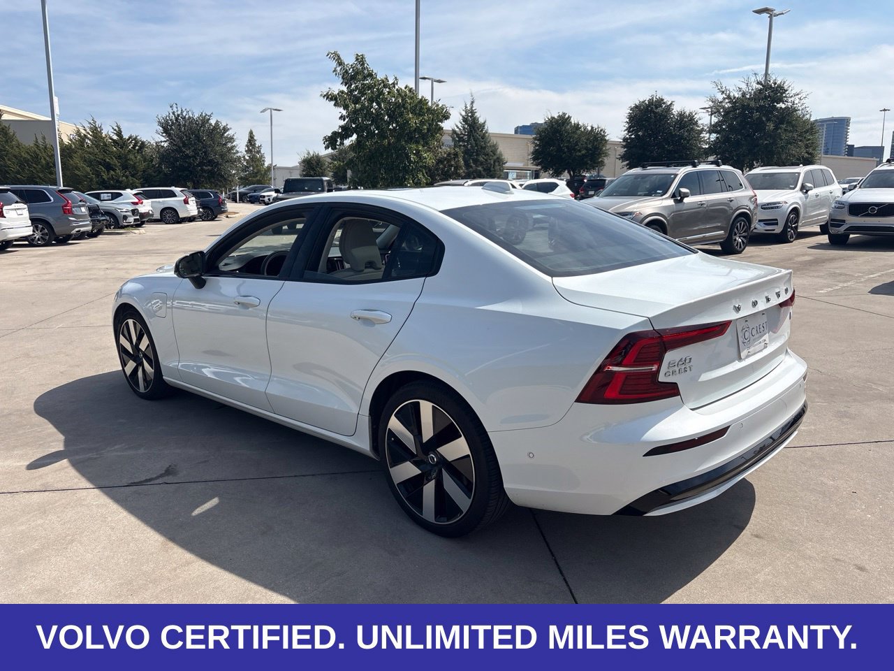 Certified 2024 Volvo S60 T8 Plus w/ Climate Package AWD/4WD image 6
