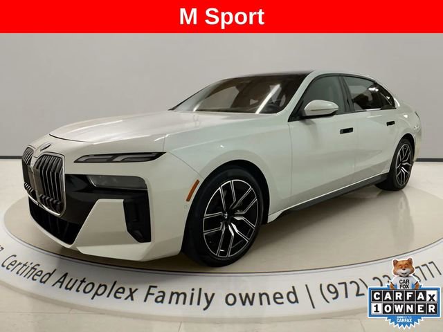 Used 2025 BMW 740i xDrive AWD/4WD image 1