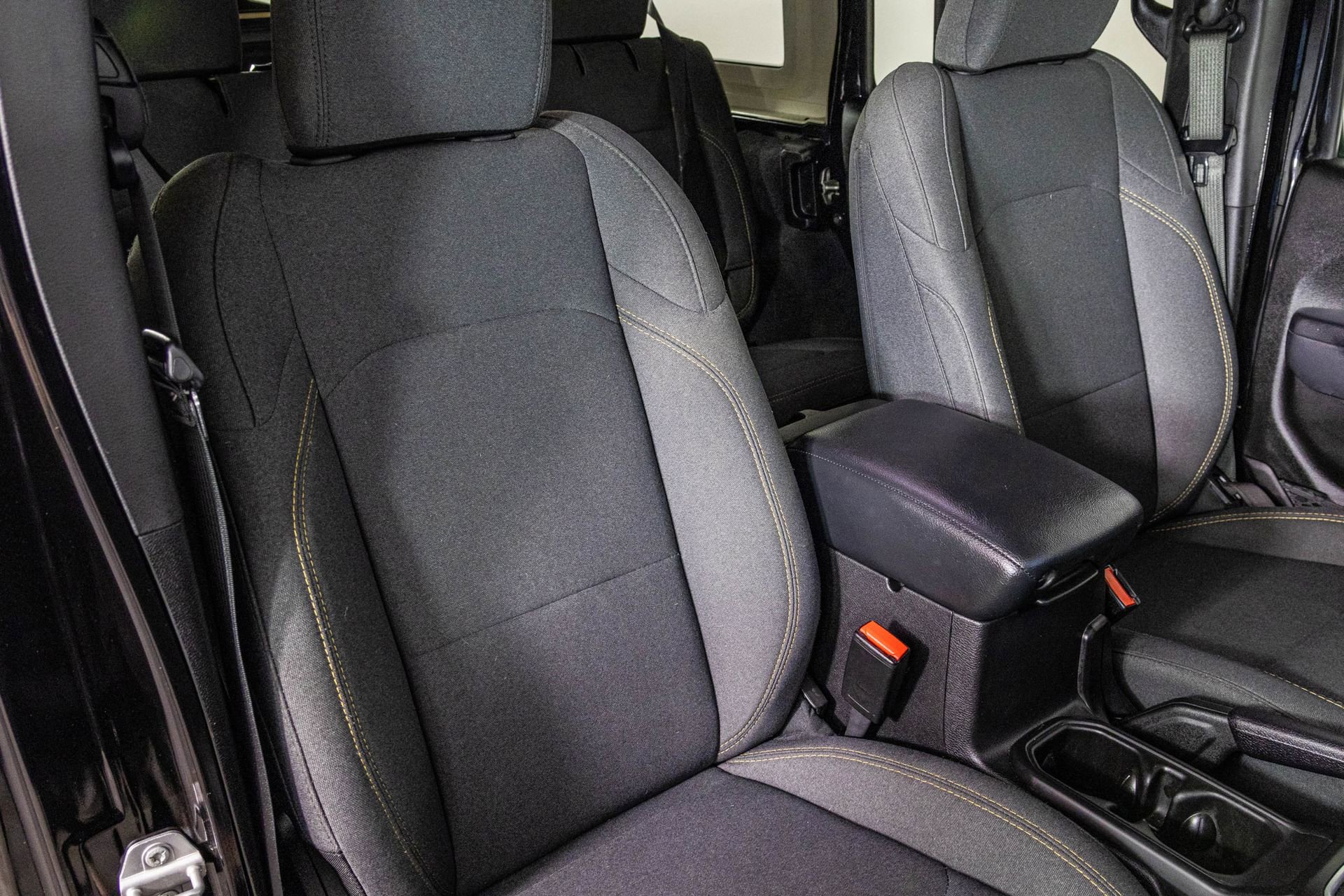 Used 2024 Jeep Wrangler Willys image 44