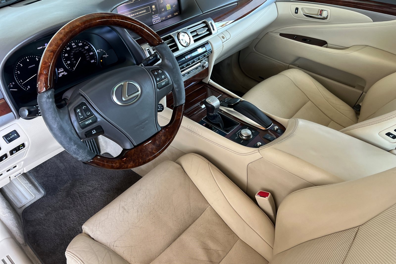 Used 2013 Lexus LS 460 460 image 10