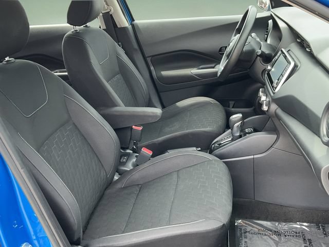 Used 2022 Nissan Kicks S FWD image 16