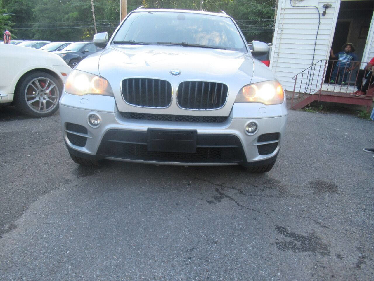 Used 2011 BMW X5 xDrive35i image 3