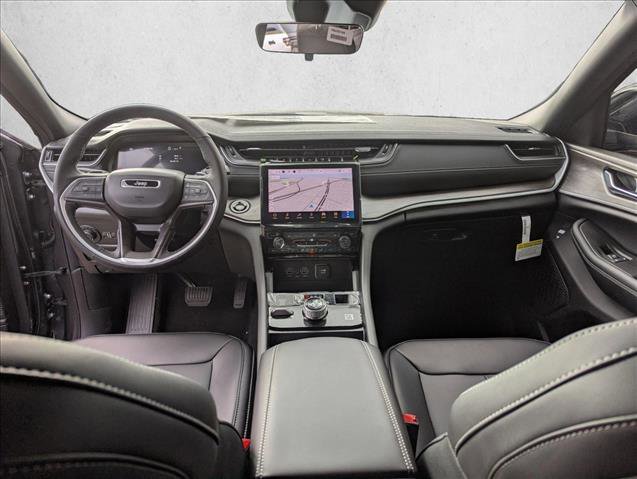 New 2025 Jeep Grand Cherokee L Limited w/ Trailer Tow Package image 15