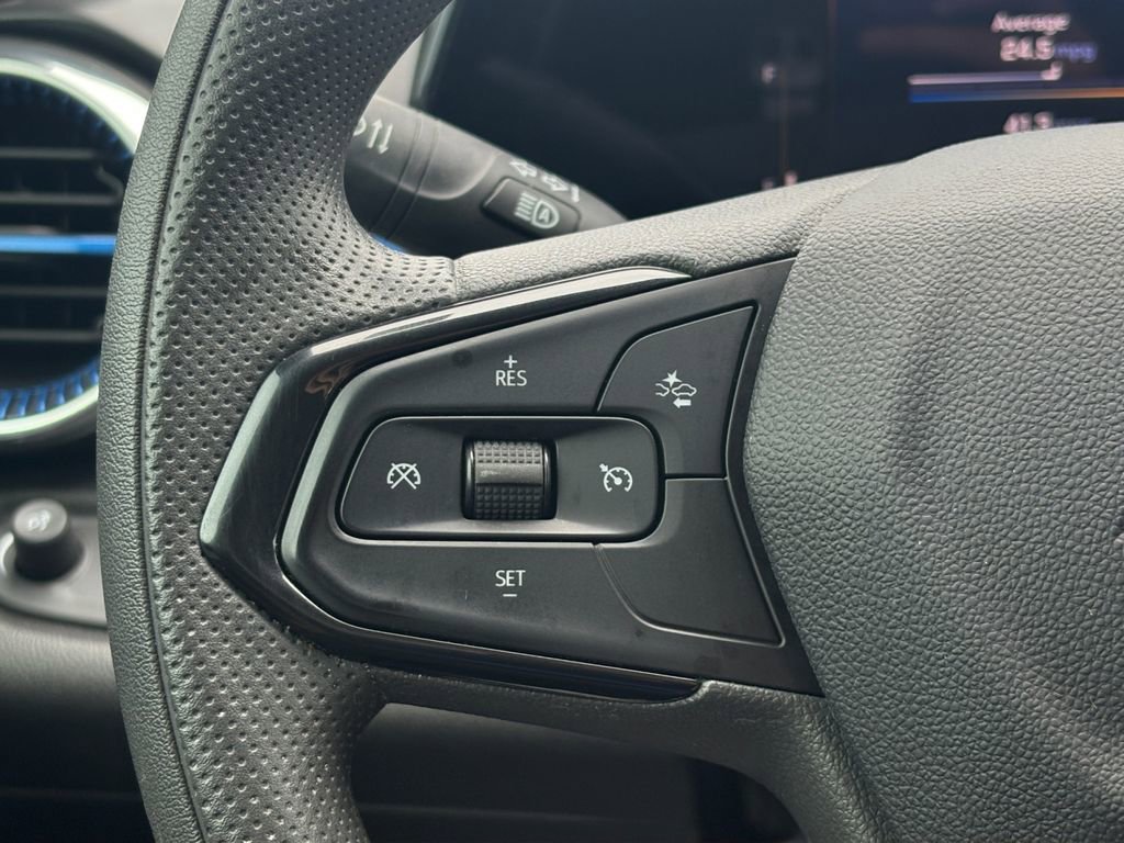 Used 2026 Chevrolet Trax LT FWD image 16