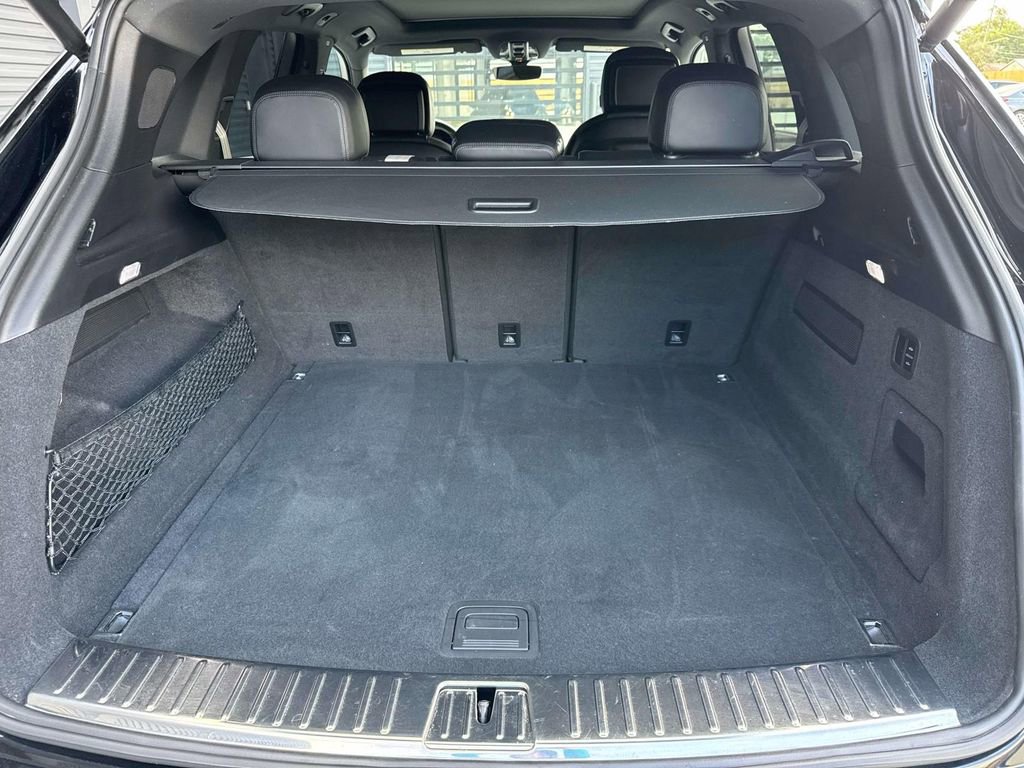 Certified 2023 Porsche Cayenne S Platinum AWD/4WD image 13