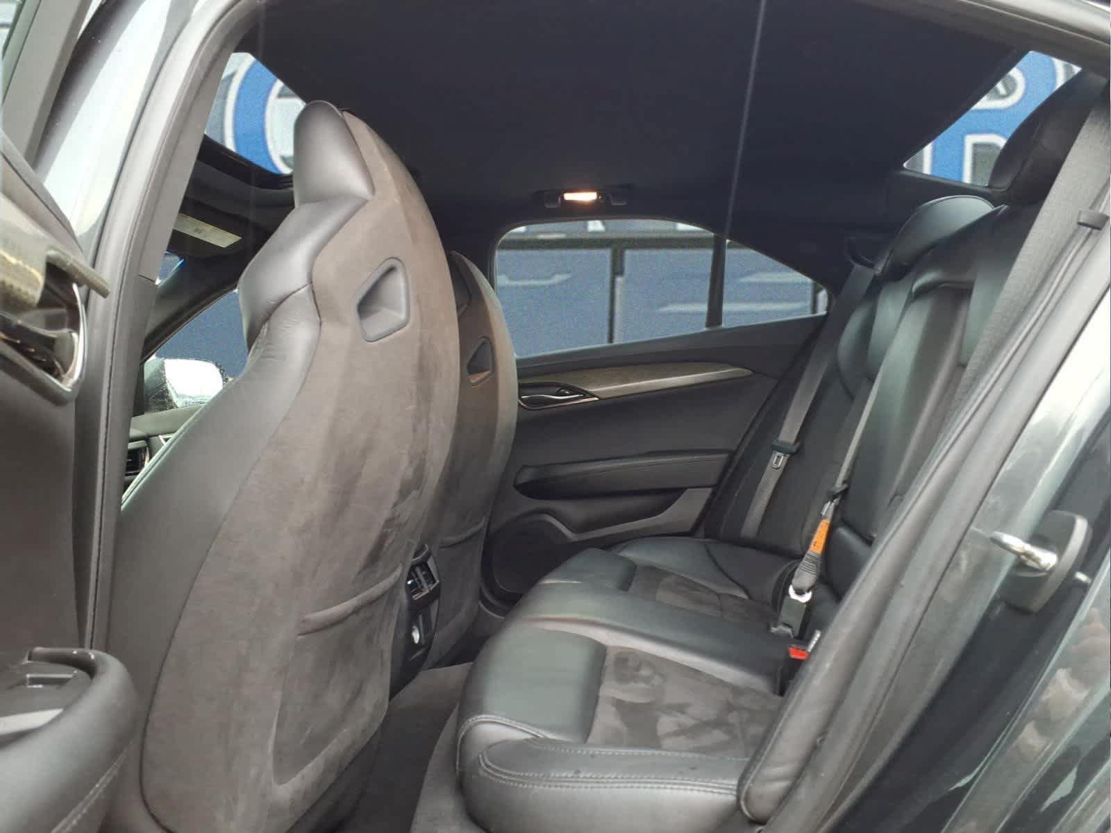 Used 2017 Cadillac ATS V w/ Luxury Package RWD image 11