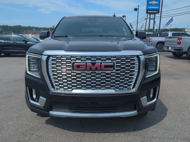 Used 2024 GMC Yukon Denali AWD/4WD image 8