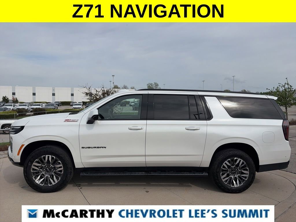 Used 2025 Chevrolet Suburban Z71 AWD/4WD image 5
