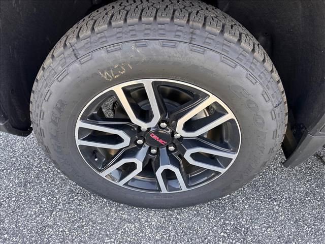 New 2026 GMC Sierra 1500 AT4 w/ AT4 Premium Package image 15