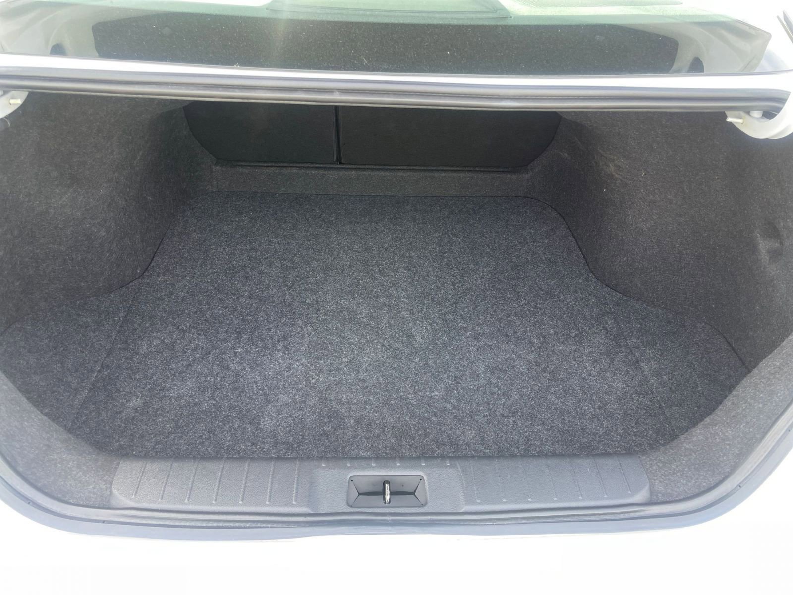 Used 2025 Nissan Sentra S image 31