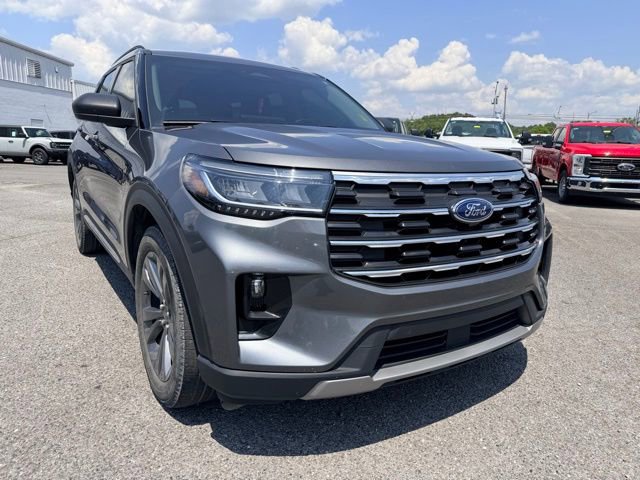 Used 2025 Ford Explorer Active w/ Active Comfort Package AWD/4WD image 1