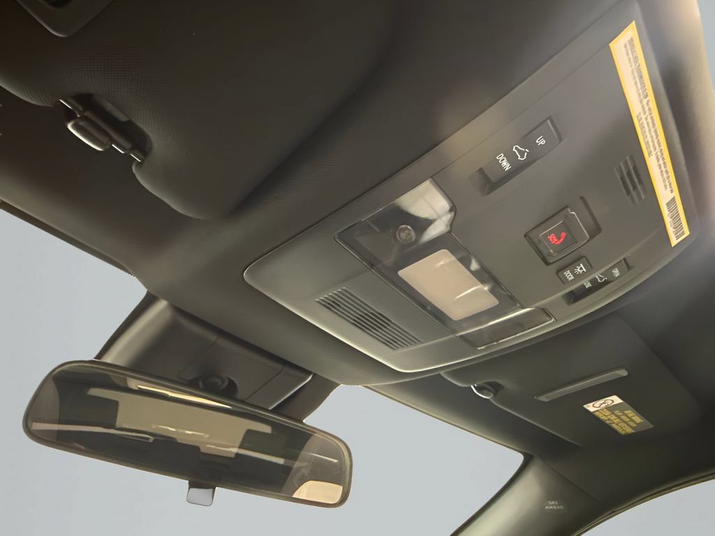 Used 2021 Lexus UX 200 w/ Accessory Package (Z1) FWD image 28