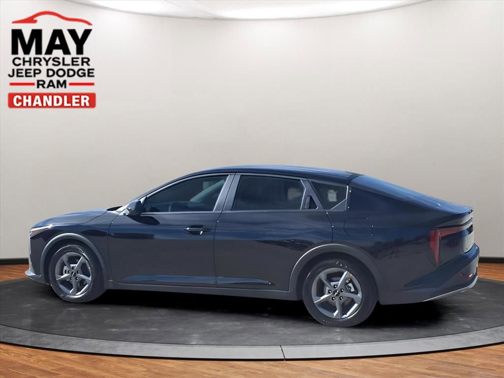 Used 2025 Kia K4 LXS image 17