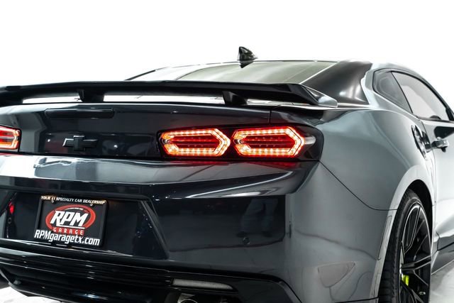 Used 2017 Chevrolet Camaro ZL1 image 13
