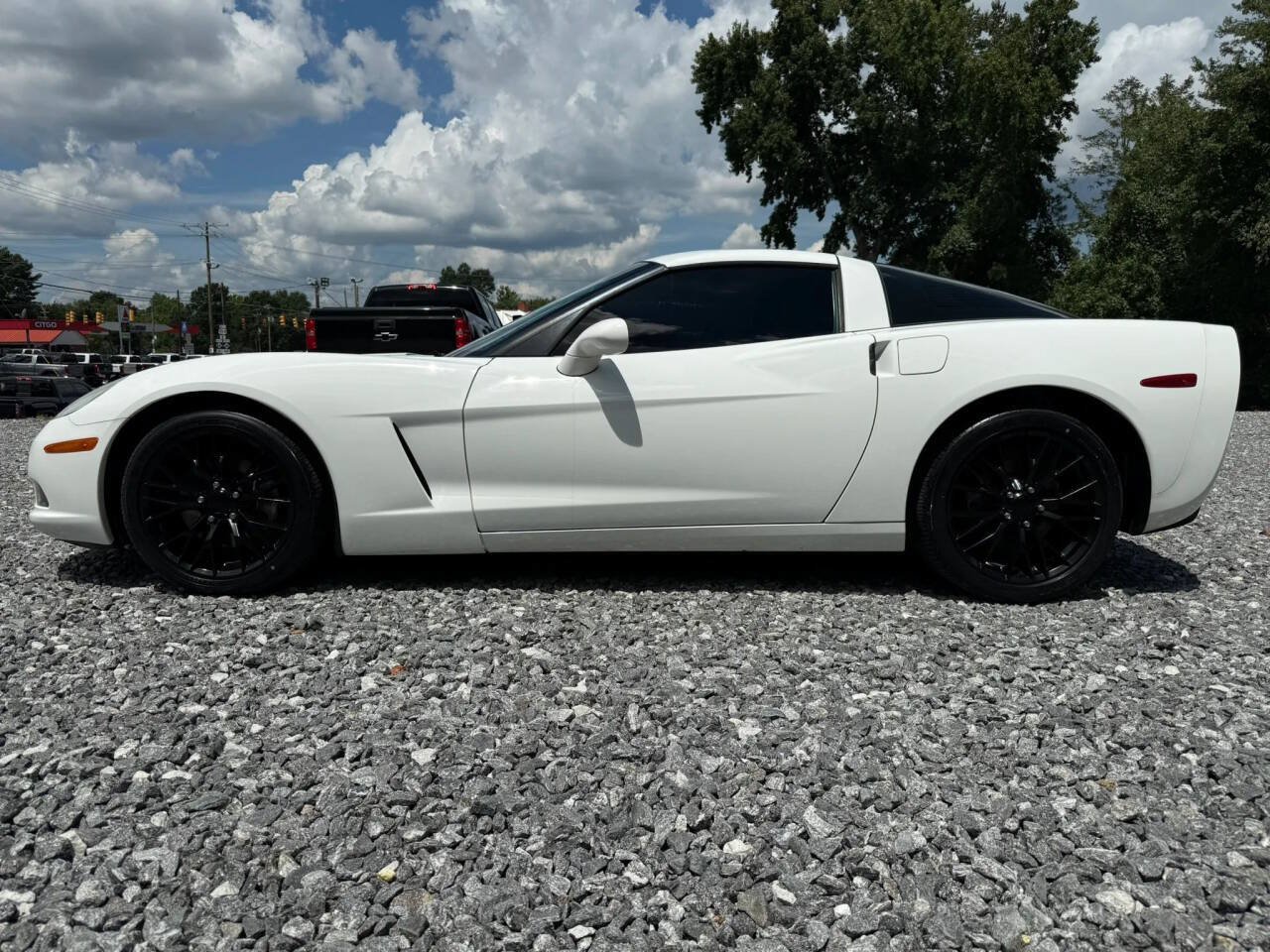 Used 2010 Chevrolet Corvette Coupe w/ Preferred Equipment Group RWD image 6