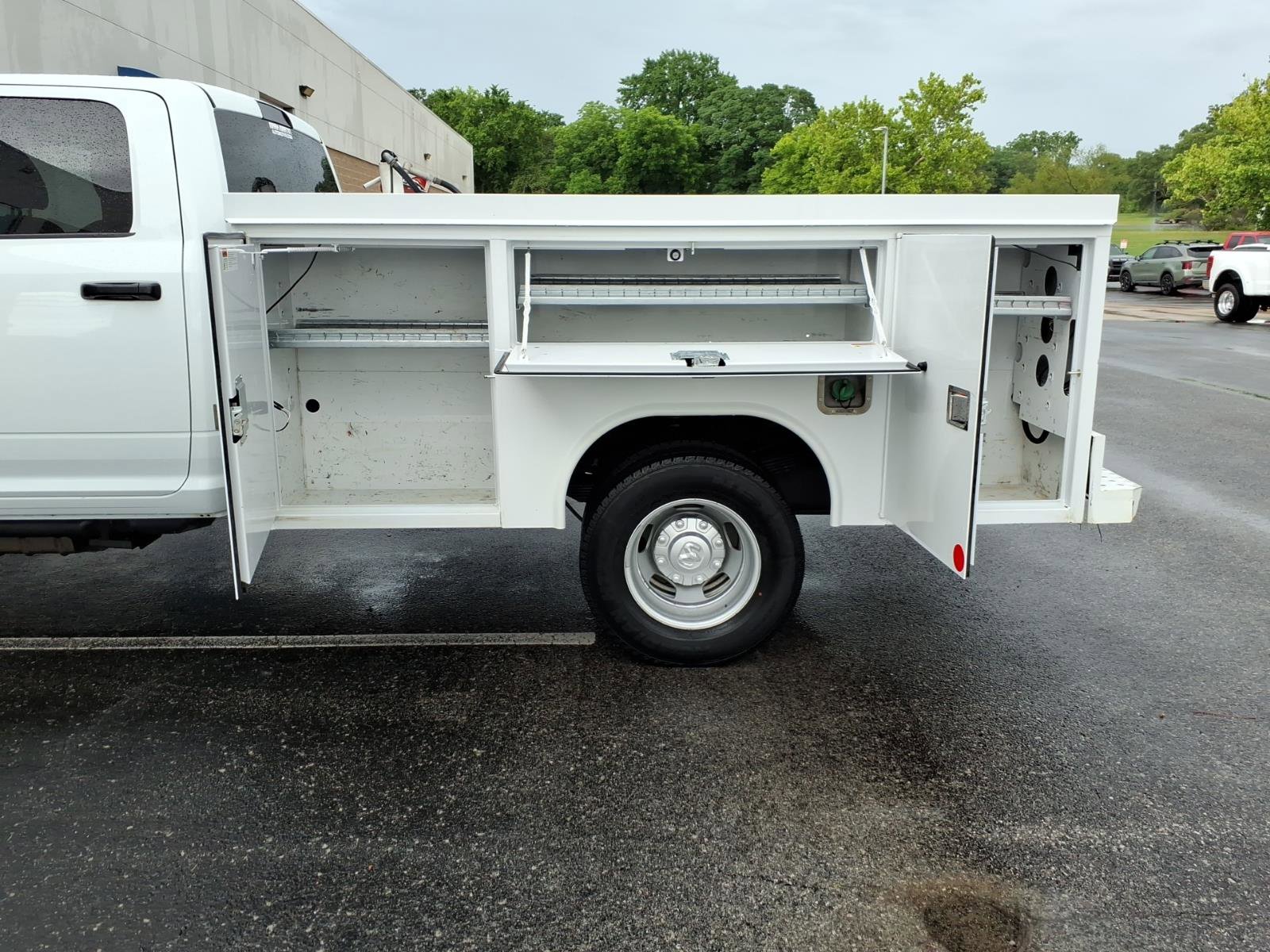 Used 2023 RAM 3500 Tradesman AWD/4WD image 7
