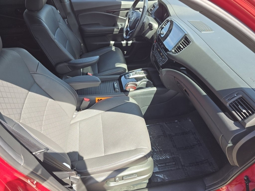 Used 2023 Honda Passport Elite image 11