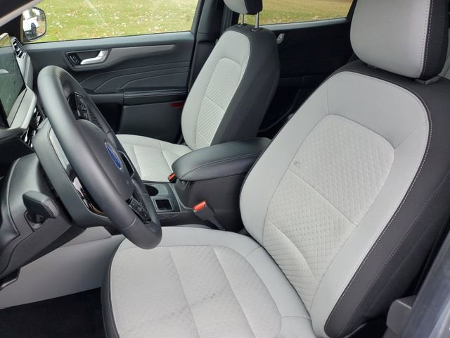 Certified 2023 Ford Escape Active w/ Tech Pack #2 image 9