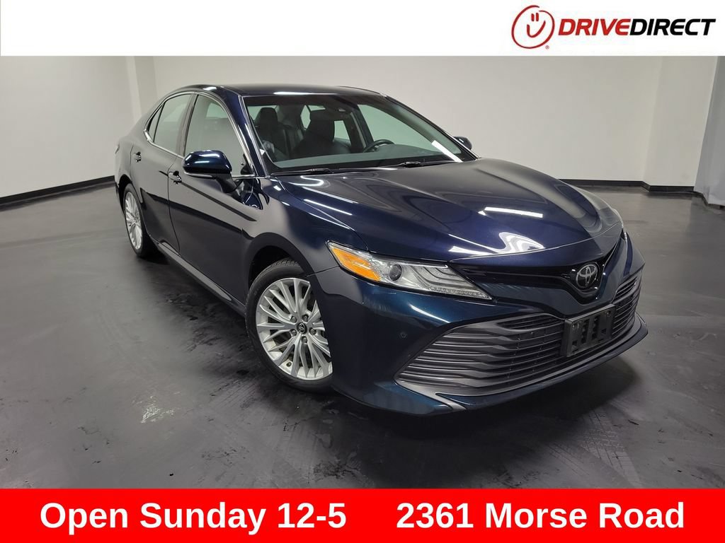 Used 2018 Toyota Camry XLE FWD image 1