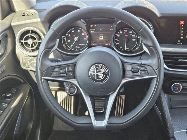 Used 2019 Alfa Romeo Stelvio Sport w/ Quick Order Package 22J Sport AWD/4WD image 14