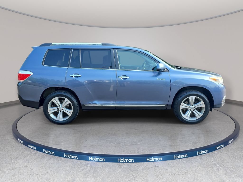 Used 2012 Toyota Highlander Limited w/ Tow Pkg AWD/4WD image 5