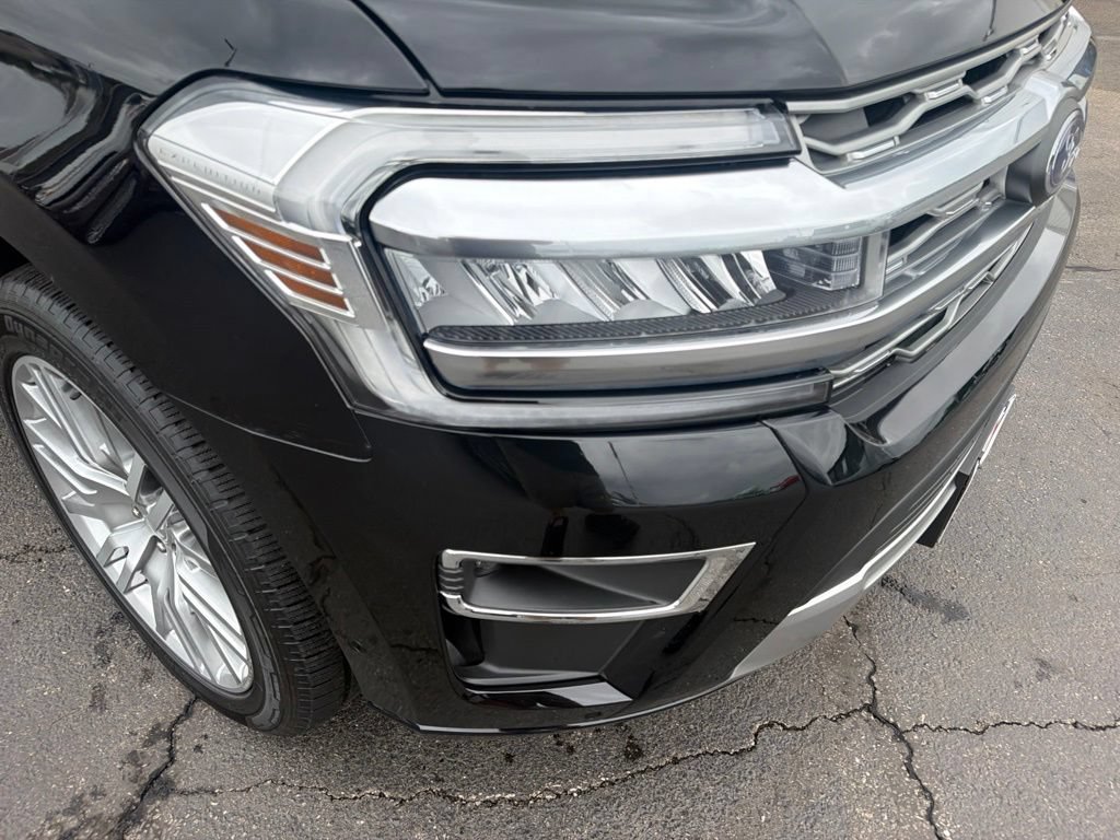 Certified 2024 Ford Expedition Max Platinum AWD/4WD image 15