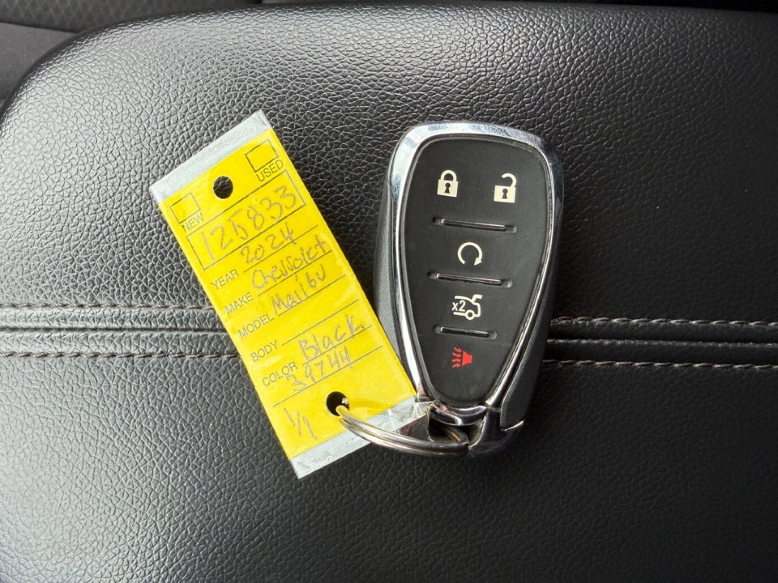 Used 2024 Chevrolet Malibu LT FWD image 39