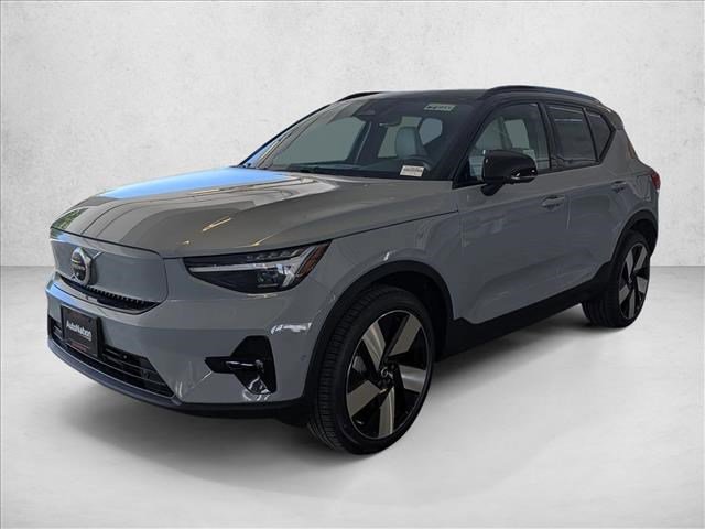 New 2026 Volvo EX40 Plus w/ Climate Package
