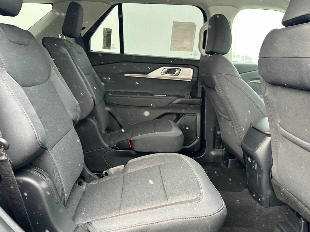 New 2026 Ford Explorer Active image 19