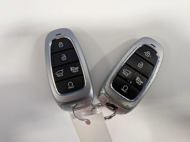 Used 2022 Hyundai Santa Fe SEL Premium image 37