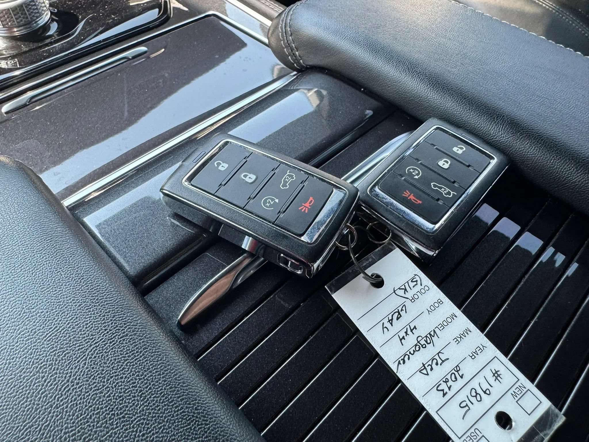 Used 2023 Jeep Wagoneer 4WD w/ Convenience Group I image 20
