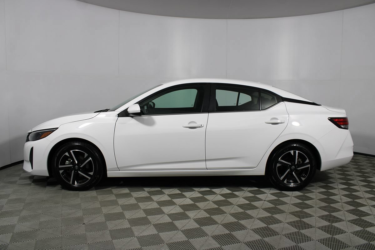 Used 2024 Nissan Sentra SV FWD image 32