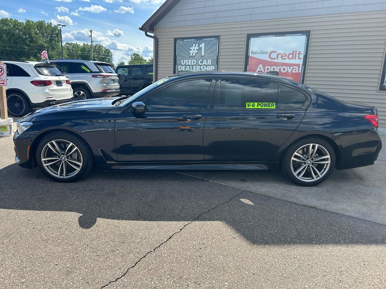 Used 2018 BMW ALPINA B7 xDrive AWD/4WD image 8
