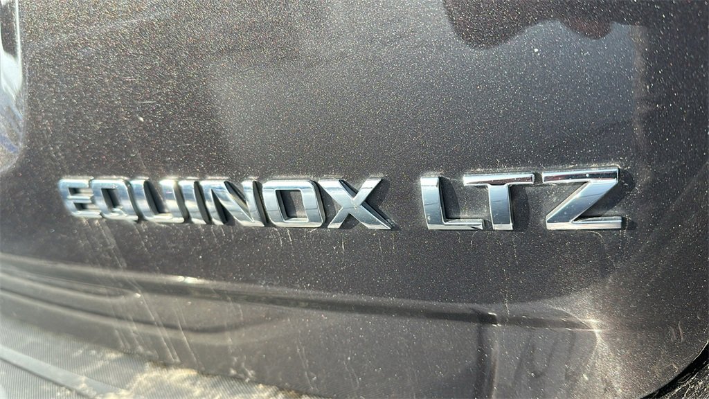 Used 2016 Chevrolet Equinox LTZ w/ Enhanced Convenience Package image 11