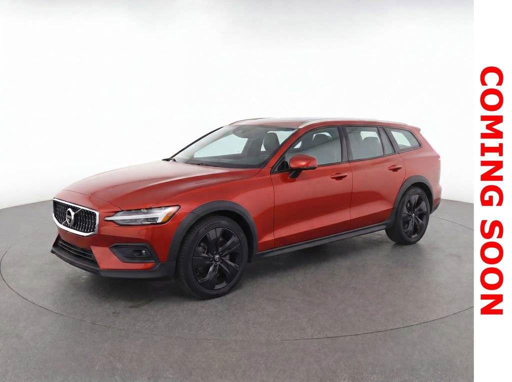 Used 2020 Volvo V60 T5 Cross Country AWD/4WD image 1
