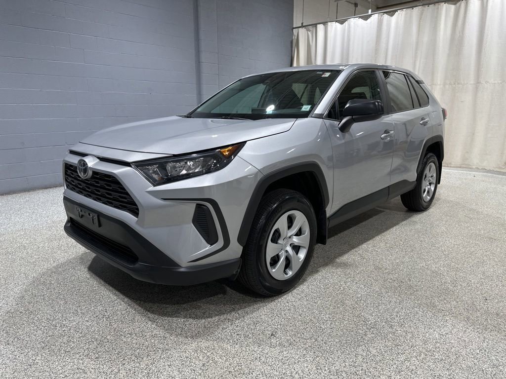 Certified 2022 Toyota RAV4 LE image 4