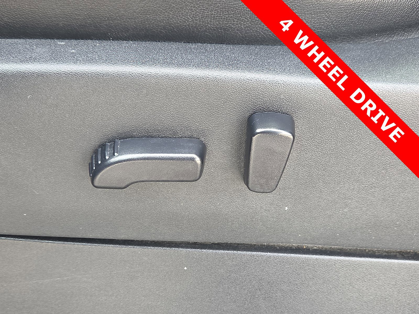 Used 2022 Nissan Frontier PRO-4X w/ Pro-4X Premium Package image 14