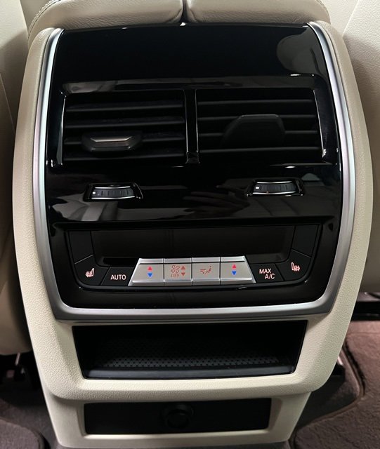 Used 2019 BMW X5 xDrive40i w/ M Sport Package image 47