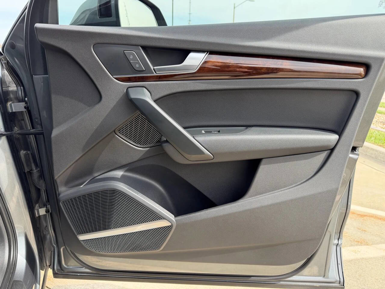 Used 2018 Audi Q5 2.0T Premium Plus w/ Premium Plus Package image 28