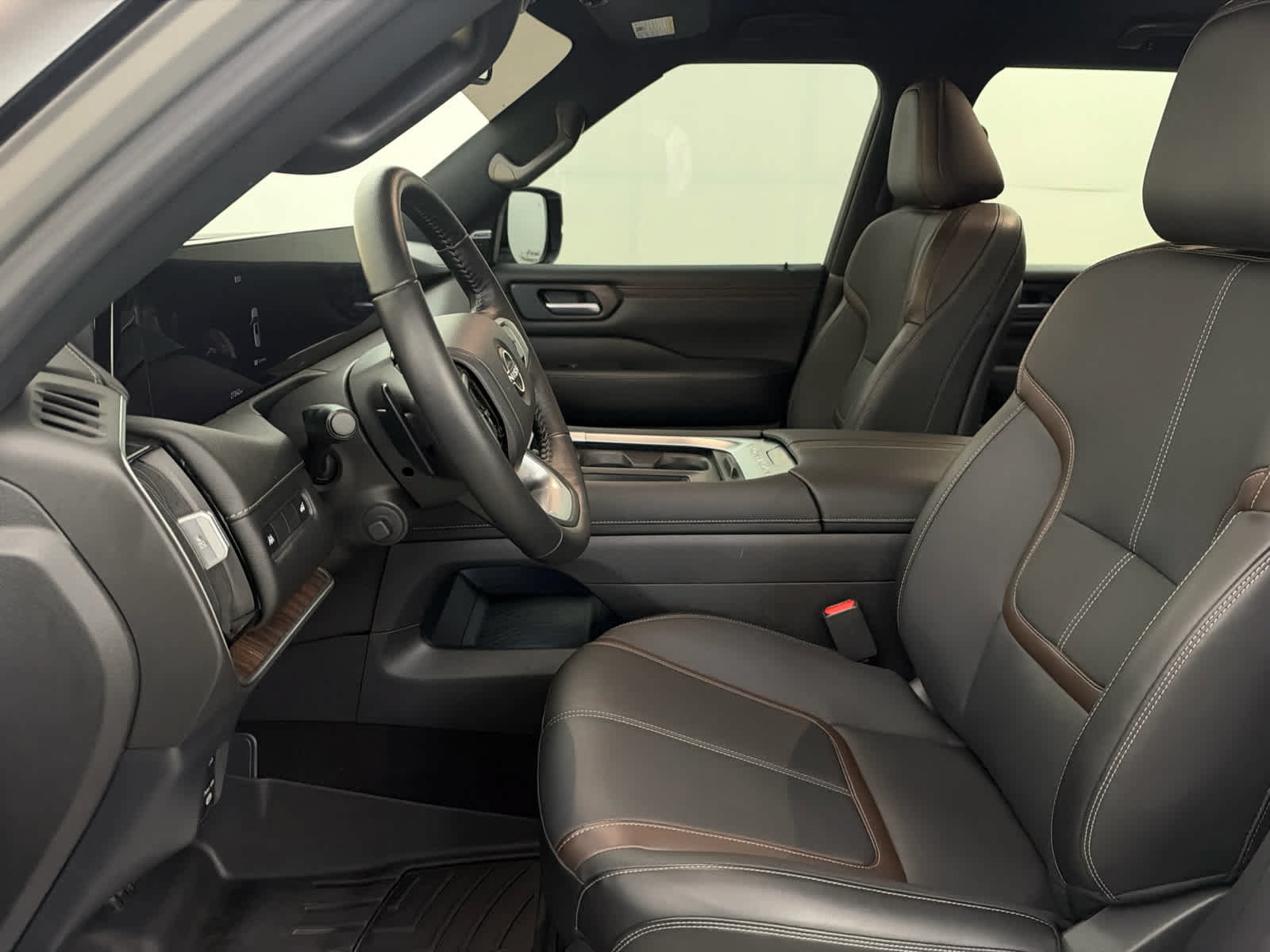 Certified 2025 Nissan Armada SL w/ Captain's Chari Seat Package RWD image 14