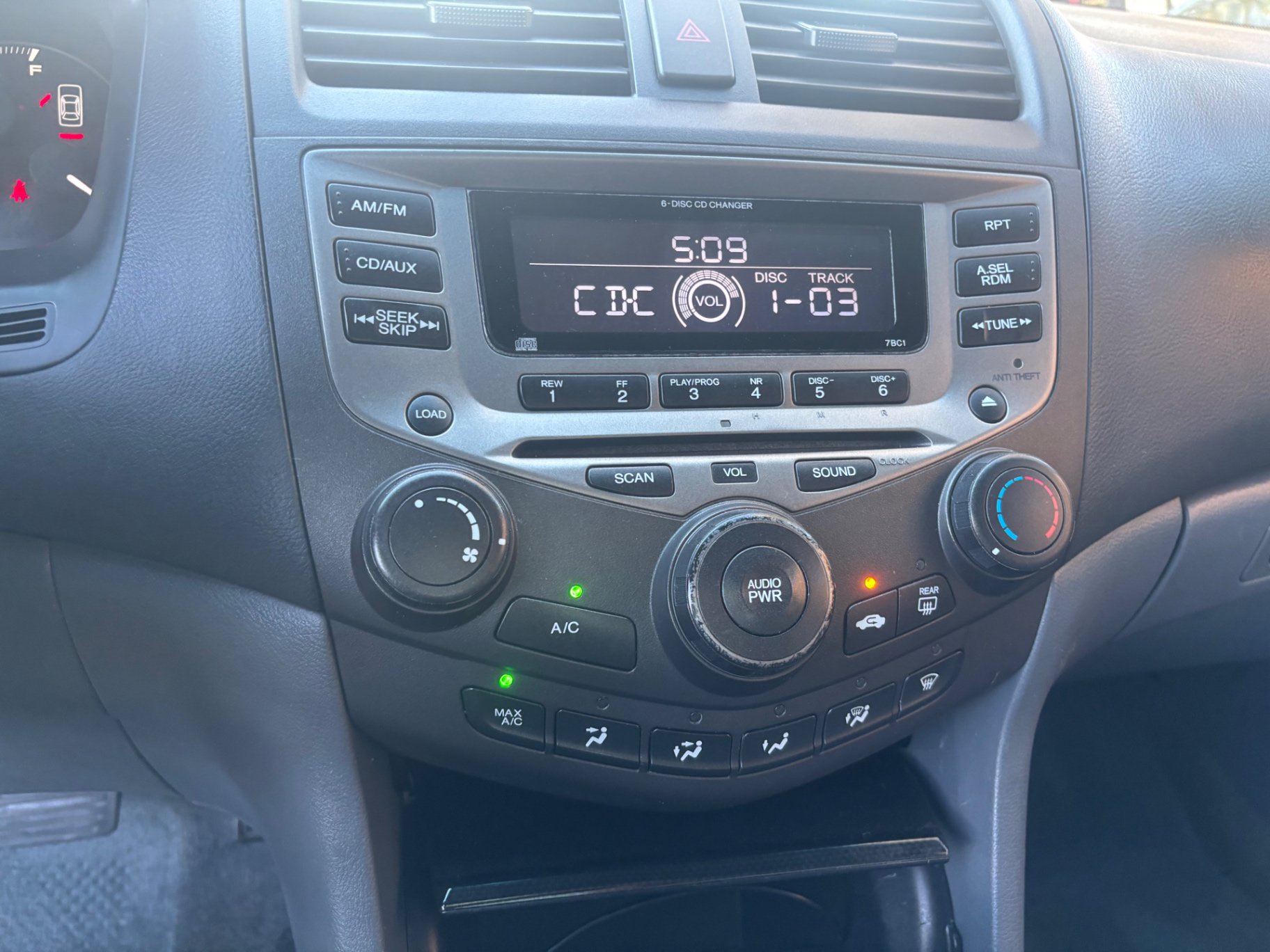 Used 2007 Honda Accord SE image 14
